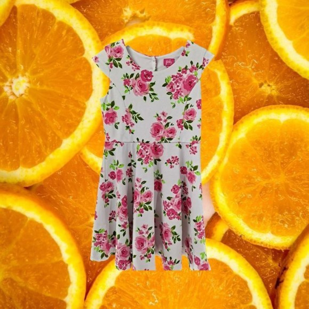 Girls Pinky White dress with‎ Pink Flowers Size 12